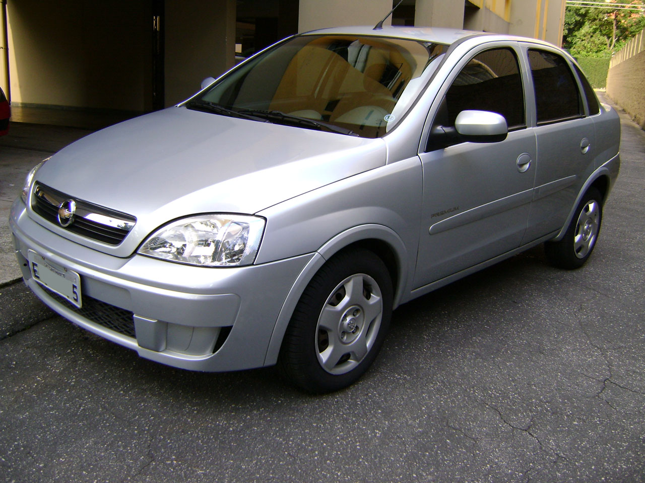 Carros na Web, Chevrolet Corsa Sedan Premium 1.4 2009